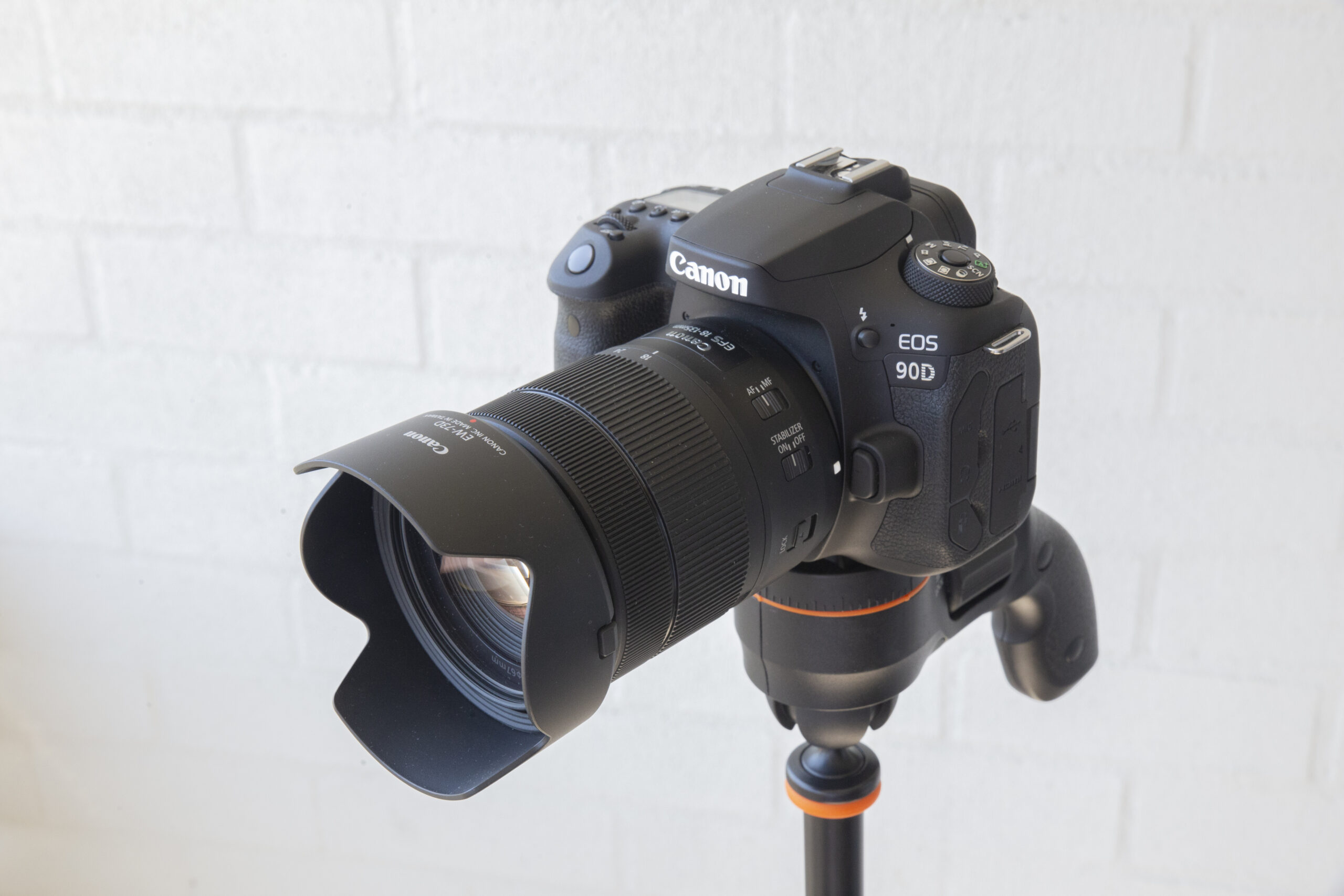 Canon_EOS_90D_with_EF-S_18-135mm