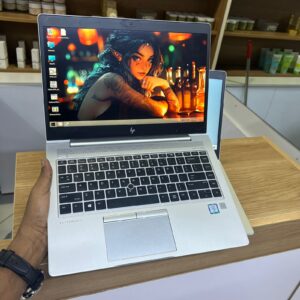 HP EliteBook 840 G6 8th Gen Intel Core i5-8265U 8GB RAM 256GB SSD 14" FHD Non-Touch Windows 11 Pro - Image 3