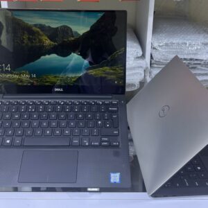 Dell XPS 13 9370 8th Gen Intel Core i7-8550U 8GB RAM 256GB SSD 13.3" FHD Touchscreen Win 11 Pro