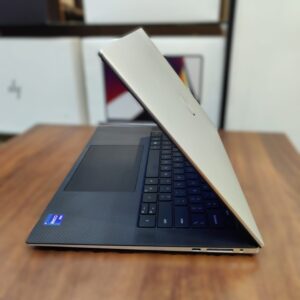 Dell XPS 15 9510 11th Gen intel Core i9-11900H, 32GB RAM, 512GB SSD, RTX 3050 Ti 4GB, 15.6" FHD+ Win 11 pro - Image 3