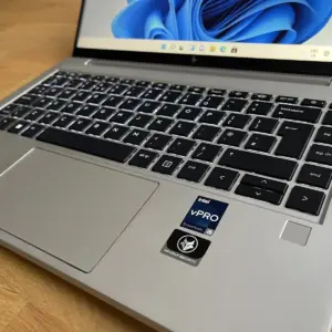 HP EliteBook 640 G9 12th Gen Intel Core i7 16GB RAM 512GB SSD  Win  - Image 4