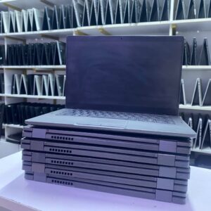 Dell Latitude 5300 2-in-1 – Intel Core i7, 8GB RAM, 256GB SSD 13-Inch X360 Touchscreen Win 11 Pro - Image 3